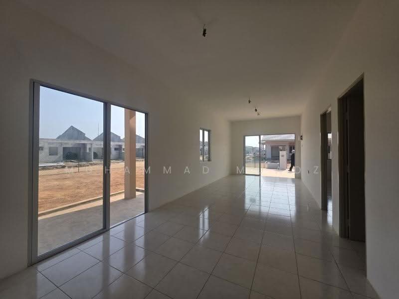 1-storey Terraced House for Sale in Hulu Kuantan (Pahang) - Muhammad Muadz - Living Room - PropertyGuru.com.my