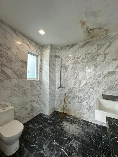 Bungalow House for Sale in Kuala Lumpur (Kuala Lumpur) - Alex Wong - Bathroom - PropertyGuru.com.my