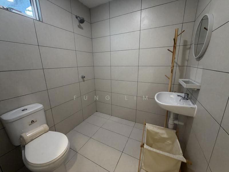 Condominium for Sale at Aston Minka Residences - Fung Lim - Bathroom - PropertyGuru.com.my