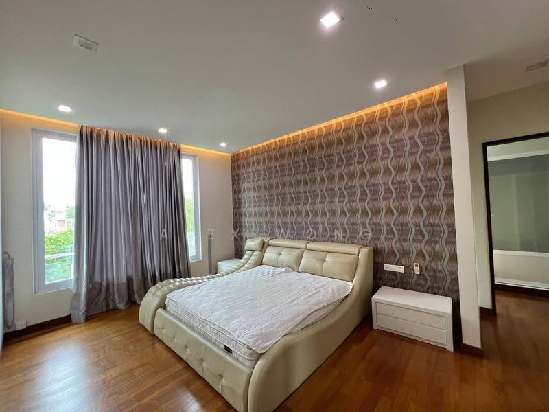 Bungalow House for Sale in Taman Equine (Seri Kembangan) - Alex Wong - Bedroom - PropertyGuru.com.my