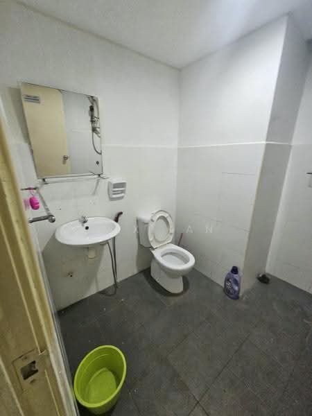 Kediaman Servis untuk Disewa di Tebrau City Residences - Max Kan - Bathroom - PropertyGuru.com.my