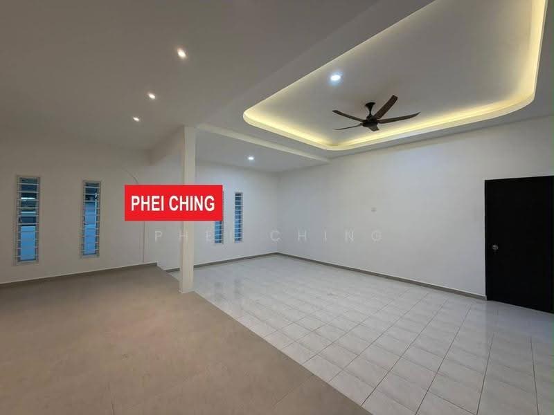 Bungalow House for Sale in Taman Markisah (Bukit Mertajam) - Phei Ching - Living Room - PropertyGuru.com.my