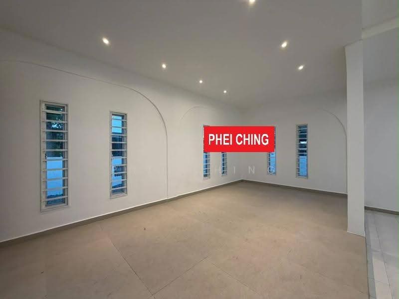 Bungalow House for Sale in Taman Markisah (Bukit Mertajam) - Phei Ching - Living Room - PropertyGuru.com.my