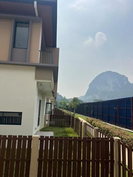 Semi-Detached House for Sale in Kepong (Kuala Lumpur) - Lim Jee Hone - Exterior - PropertyGuru.com.my