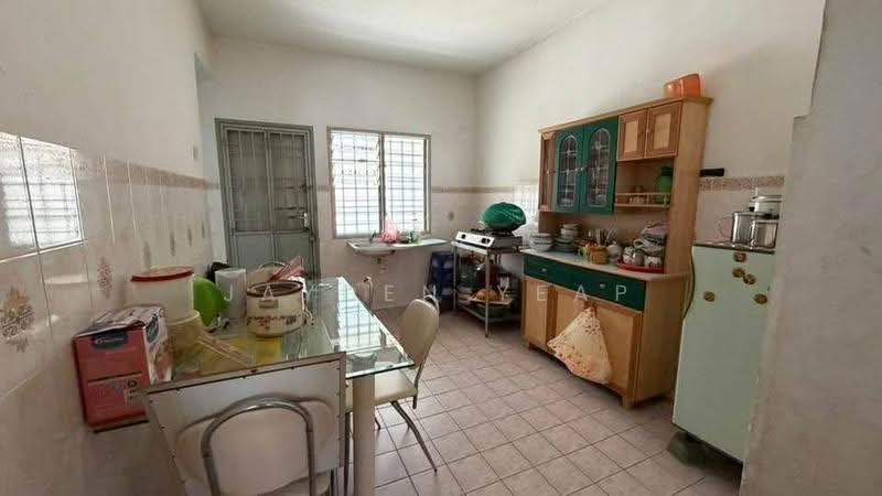Rumah Teres 2-Tingkat untuk Dijual di Bercham (Ipoh) - Jayden Yeap - Kitchen - PropertyGuru.com.my