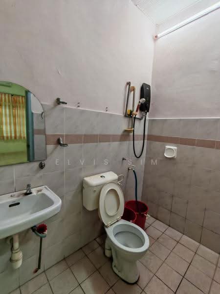 Rumah Teres 1-Tingkat untuk Disewa di Taman Nusa Bestari (Iskandar Puteri (Nusajaya)) - Elvis Sim - Bathroom - PropertyGuru.com.my