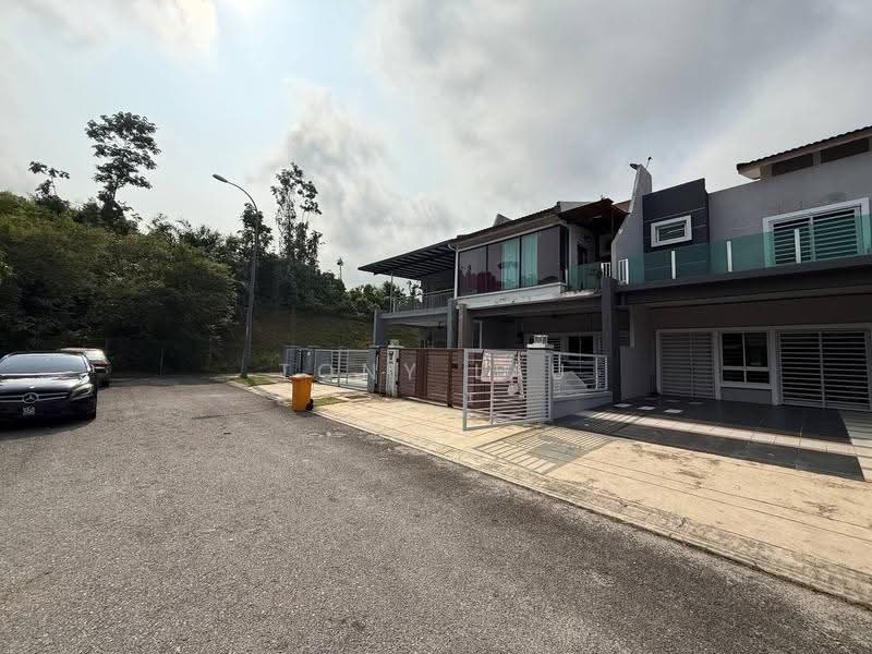 2-storey Terraced House for Sale in Bandar Sri Sendayan (Negeri Sembilan) - Tony Lau - Exterior - PropertyGuru.com.my