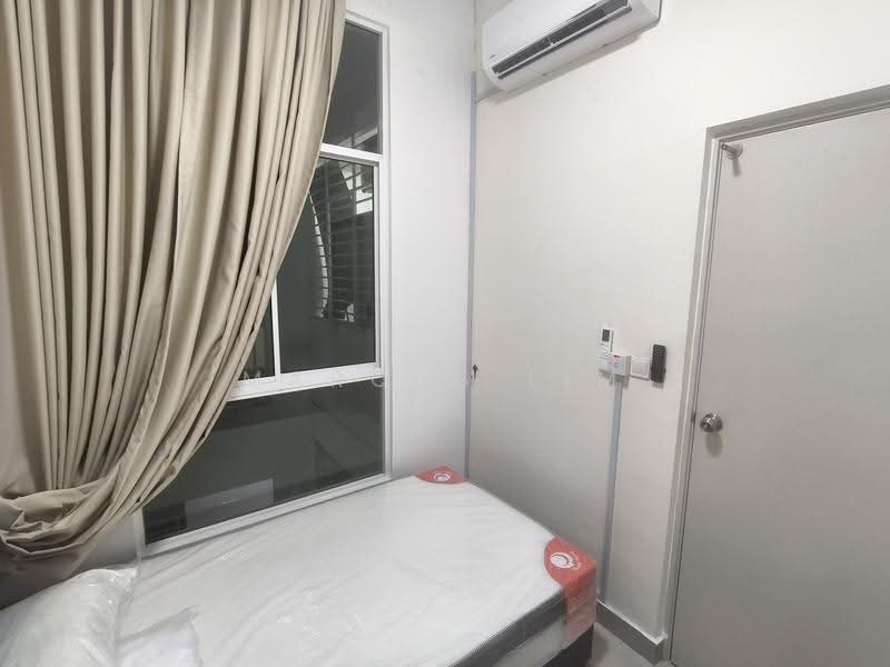 Kediaman Servis untuk Disewa di Saville D'lake - Marcus Lim - Bedroom - PropertyGuru.com.my