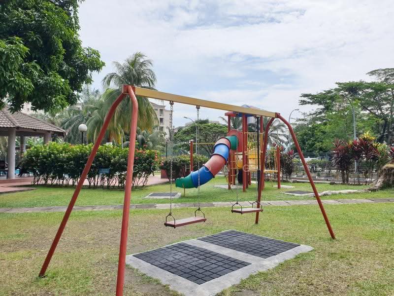 Kondominium untuk Disewa di Bukit Pandan Kondominium 2 - CC Hong - Garden - PropertyGuru.com.my