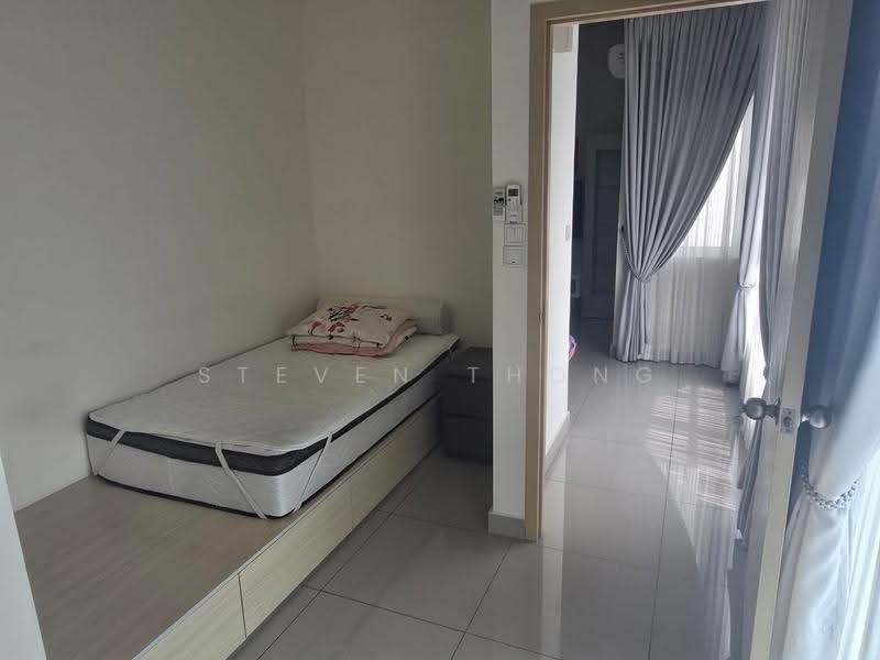 Kediaman Servis untuk Disewa di Saville D'lake - Steven Thong - Bedroom - PropertyGuru.com.my