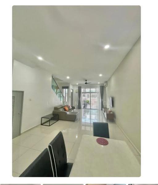 Rumah Teres 2-Tingkat untuk Dijual di Skudai (Johor) - Leon Ng - Living Room - PropertyGuru.com.my