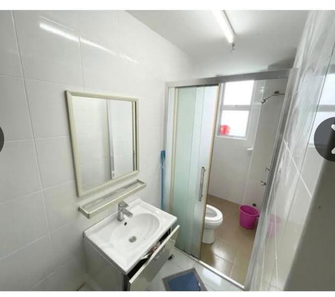 Rumah Teres 2-Tingkat untuk Dijual di Skudai (Johor) - Leon Ng - Bathroom - PropertyGuru.com.my
