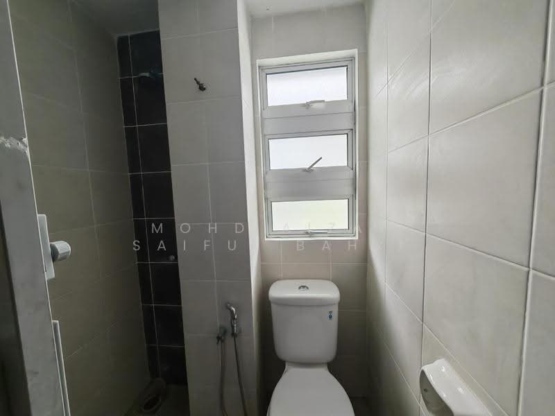 2-storey Terraced House for Sale in Bandar Ekar (Rantau) - Mohd Aizat Saiful Bahri - Bathroom - PropertyGuru.com.my