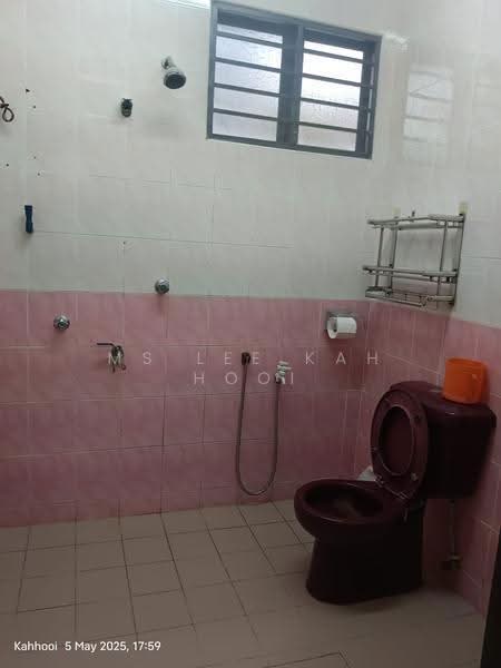 2-storey Terraced House for Rent in Bandar Baru Selayang (Selayang) - Ms Lee kah Hooi - Bathroom - PropertyGuru.com.my