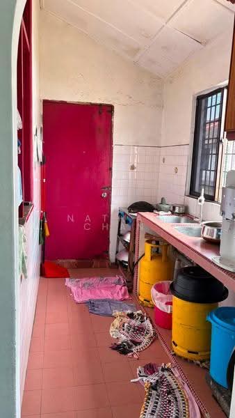 Rumah Teres 1.5-Tingkat untuk Dijual di Taman Molek (Johor Bahru) - Nathan Chan - Kitchen - PropertyGuru.com.my