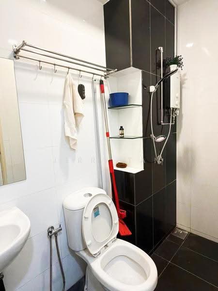 Condominium for Rent at The Clovers - Jerry Tan - Bathroom - PropertyGuru.com.my