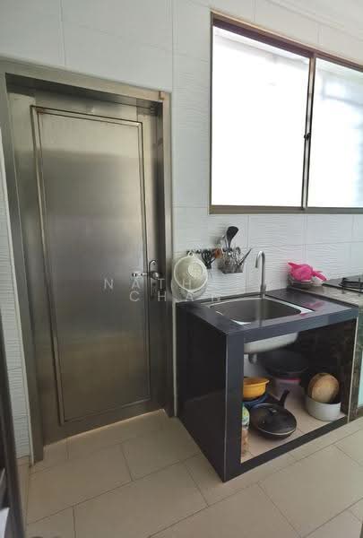 Rumah Teres 2-Tingkat untuk Dijual di Taman Bukit Mewah (Tampoi) - Nathan Chan - Kitchen - PropertyGuru.com.my