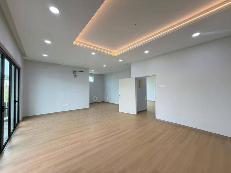Rumah Berkembar untuk Dijual di Austin Heights (Tebrau) - Au Yong Lucy - Living Room - PropertyGuru.com.my