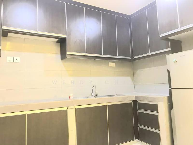 Rumah Teres 2-Tingkat untuk Disewa di TAMAN PUCHONG UTAMA (Puchong) - Wendy Chin - Kitchen - PropertyGuru.com.my
