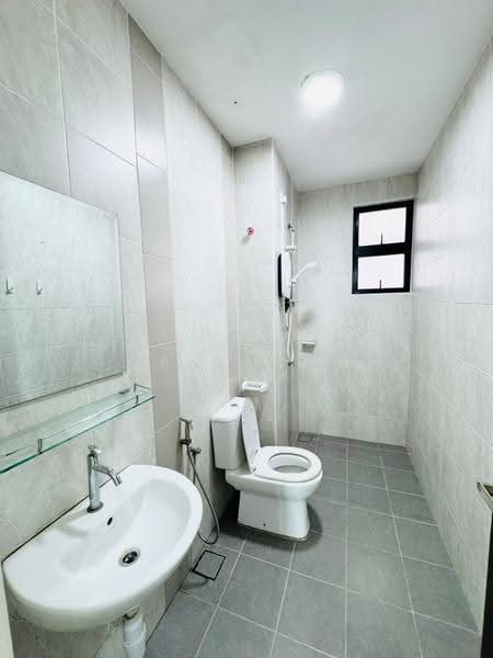 Service Residence for Sale at Sky Breeze Service Apartment - Dan Soon - Bathroom - PropertyGuru.com.my