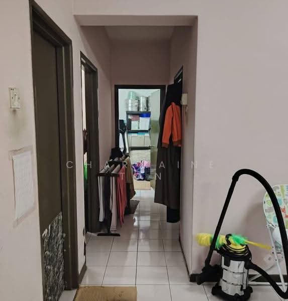 Apartment for Sale at Prima Tiara II - Charmaine Tan - Corridor - PropertyGuru.com.my