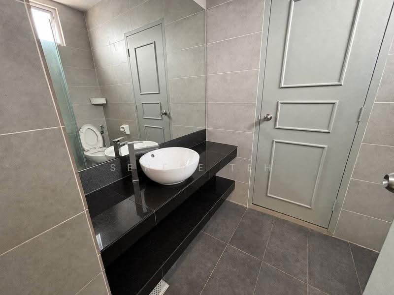 2-storey Terraced House for Sale in Bandar Indahpura (Kulai) - Serene Teh - Bathroom - PropertyGuru.com.my