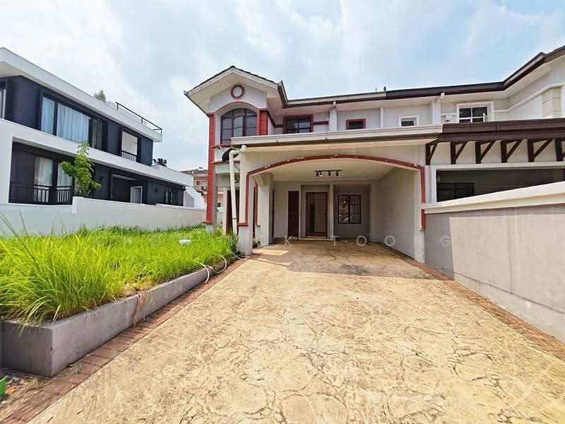 Terraced House for Rent in Bandar Putra Permai (Seri Kembangan) - Chow Kok Toong - Exterior - PropertyGuru.com.my