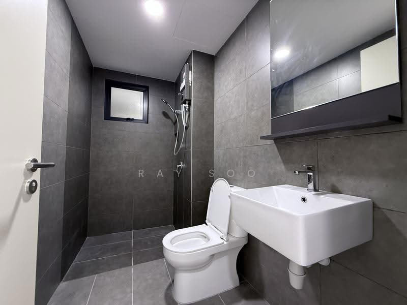 Kondominium untuk Disewa di D'Terra Residences - Ray Soo - Bathroom - PropertyGuru.com.my