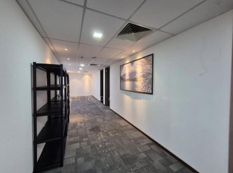 Pejabat untuk Disewa di Taman Desa (Kuala Lumpur) - melody chew - Corridor - PropertyGuru.com.my