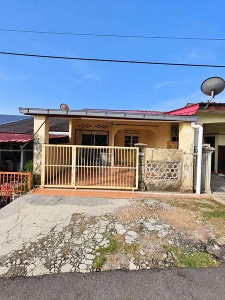 Rumah Teres 1-Tingkat untuk Dijual di Taman Cempaka (Senawang) - Azrul Othman - PropertyGuru.com.my