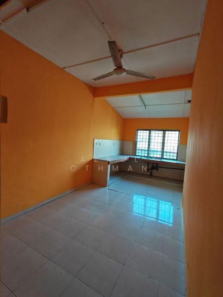 Rumah Teres 1-Tingkat untuk Dijual di Taman Cempaka (Senawang) - Azrul Othman - Kitchen - PropertyGuru.com.my