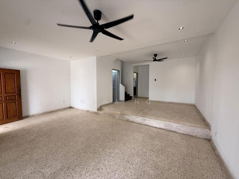 Rumah Teres 2-Tingkat untuk Dijual di Taman Perling (Perling) - Nana Ng - Living Room - PropertyGuru.com.my