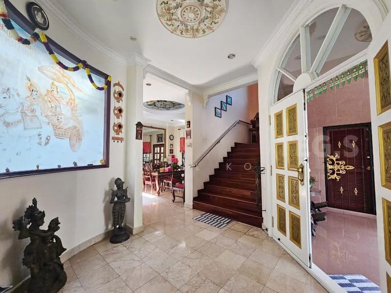 Bungalow House for Sale in Kota Kemuning (Shah Alam) - Daniel Kok - Entrance - PropertyGuru.com.my