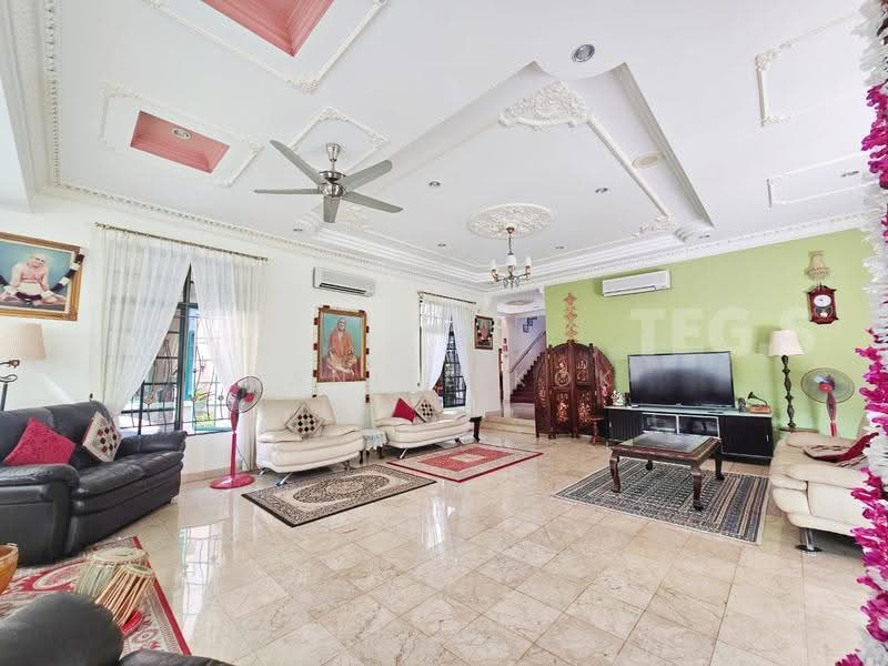 Bungalow House for Sale in Kota Kemuning (Shah Alam) - Daniel Kok - Living Room - PropertyGuru.com.my