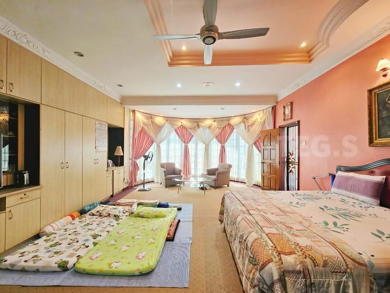 Bungalow House for Sale in Kota Kemuning (Shah Alam) - Daniel Kok - Bedroom - PropertyGuru.com.my