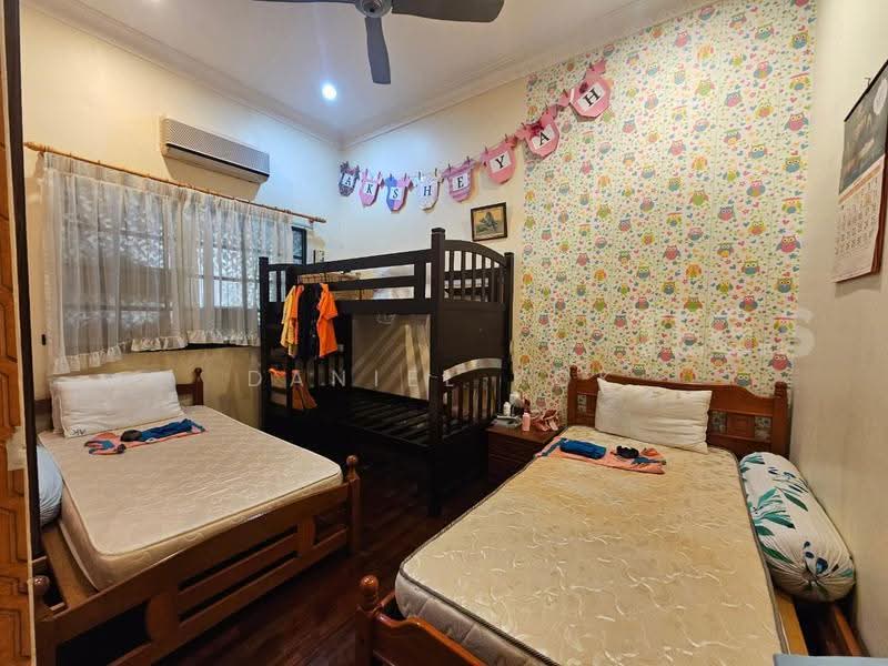 Bungalow House for Sale in Kota Kemuning (Shah Alam) - Daniel Kok - Bedroom - PropertyGuru.com.my
