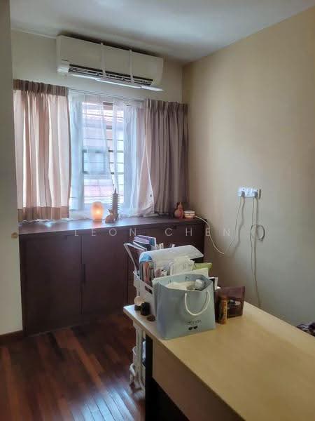 Terraced House for Sale in Bandar Utama (Selangor) - Leon Chen - Study - PropertyGuru.com.my
