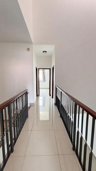 Rumah Teres 2-Tingkat untuk Disewa di Setia Safiro (Cyberjaya) - Izza Is - Corridor - PropertyGuru.com.my