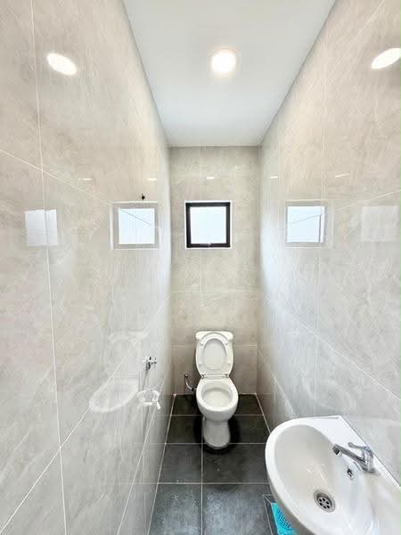 1-storey Terraced House for Sale in Taman Sri Skudai (Skudai) - Yuki Cheng - Bathroom - PropertyGuru.com.my