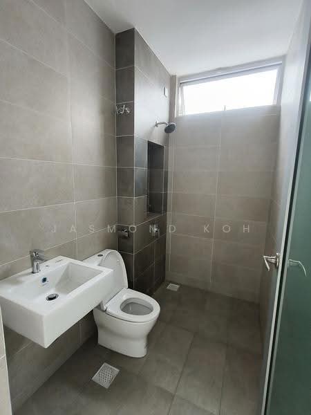 3-storey Terraced House for Sale in Skudai (Johor) - Jasmond Koh - Bathroom - PropertyGuru.com.my