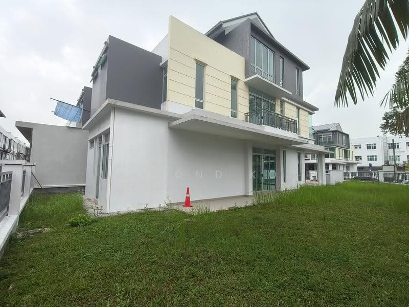3-storey Terraced House for Sale in Skudai (Johor) - Jasmond Koh - Exterior - PropertyGuru.com.my
