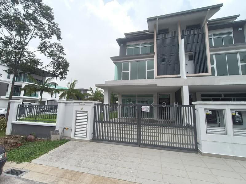 3-storey Terraced House for Sale in Skudai (Johor) - Jasmond Koh - Exterior - PropertyGuru.com.my