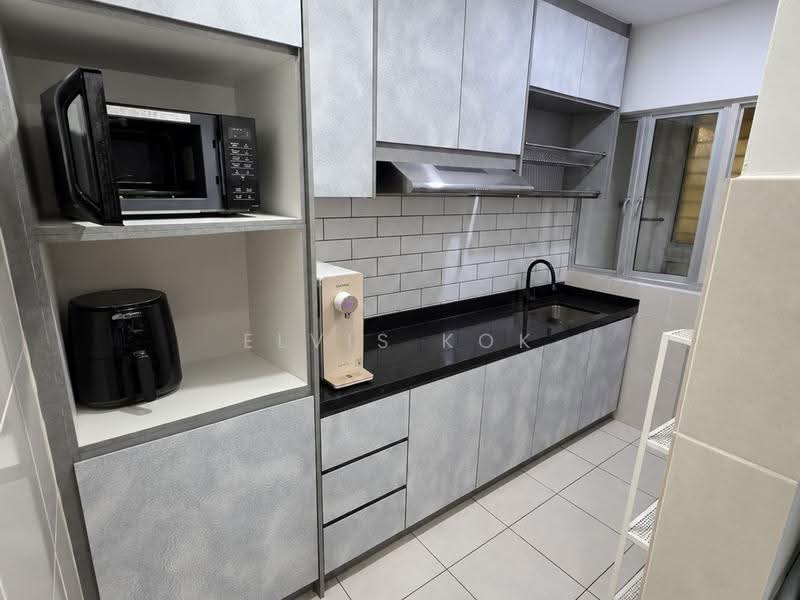 Kondominium untuk Dijual di Sky Awani Residensi 1 - Elvis Kok - Kitchen - PropertyGuru.com.my