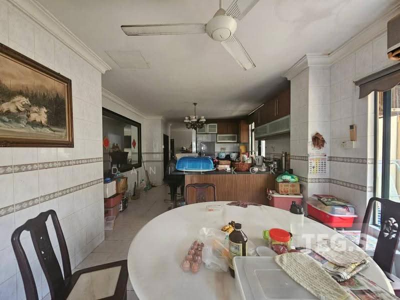 Bungalow House for Sale in Kota Kemuning (Shah Alam) - Daniel Kok - Dining Room - PropertyGuru.com.my