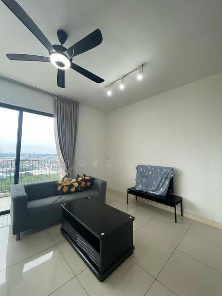 Kondominium untuk Disewa di Windows on The Park - Tobey G - Living Room - PropertyGuru.com.my