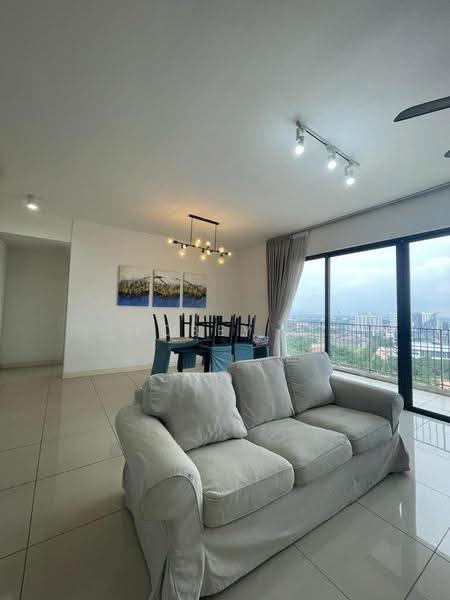 Kondominium untuk Disewa di Windows on The Park - Tobey G - Living Room - PropertyGuru.com.my