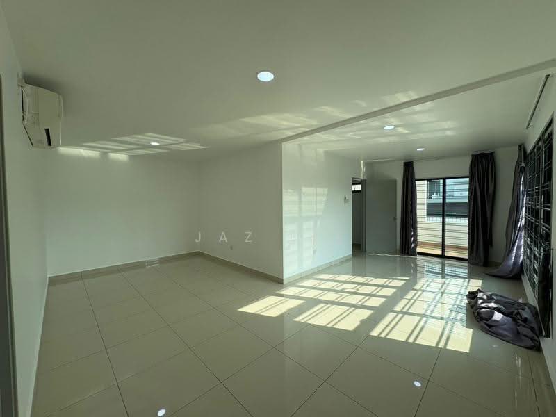 Semi-Detached House for Sale in Taman Mutiara Mas (Skudai) - Jaz Lee - PropertyGuru.com.my