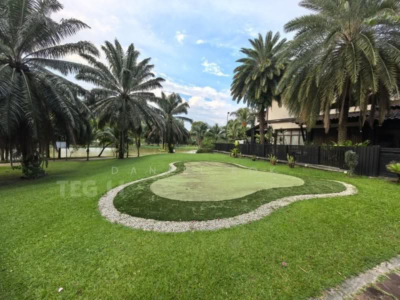 Bungalow House for Sale in Kota Kemuning (Shah Alam) - Daniel Kok - Garden - PropertyGuru.com.my