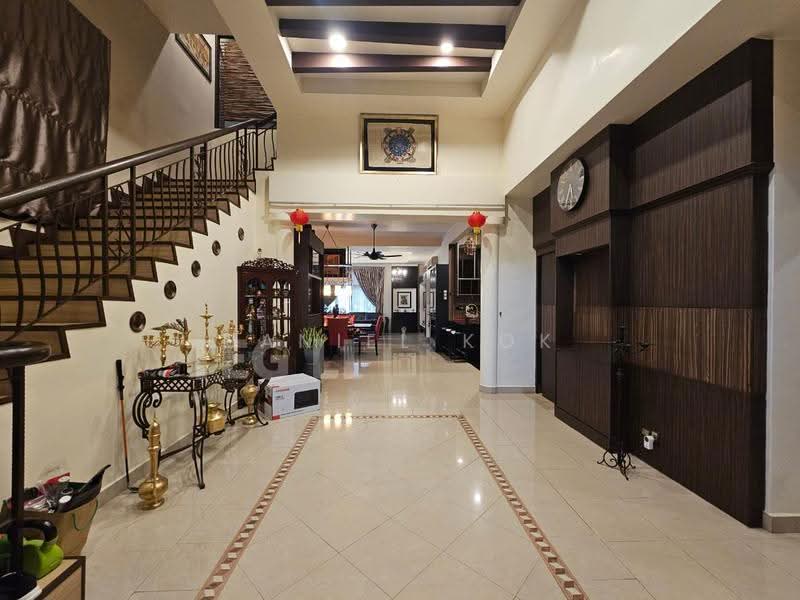 Bungalow House for Sale in Kota Kemuning (Shah Alam) - Daniel Kok - Entrance - PropertyGuru.com.my