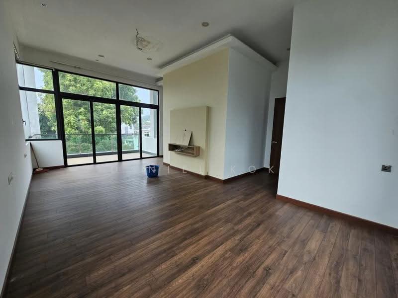 Rumah Banglo untuk Dijual di Bukit Rimau (Shah Alam) - Daniel Kok - Living Room - PropertyGuru.com.my